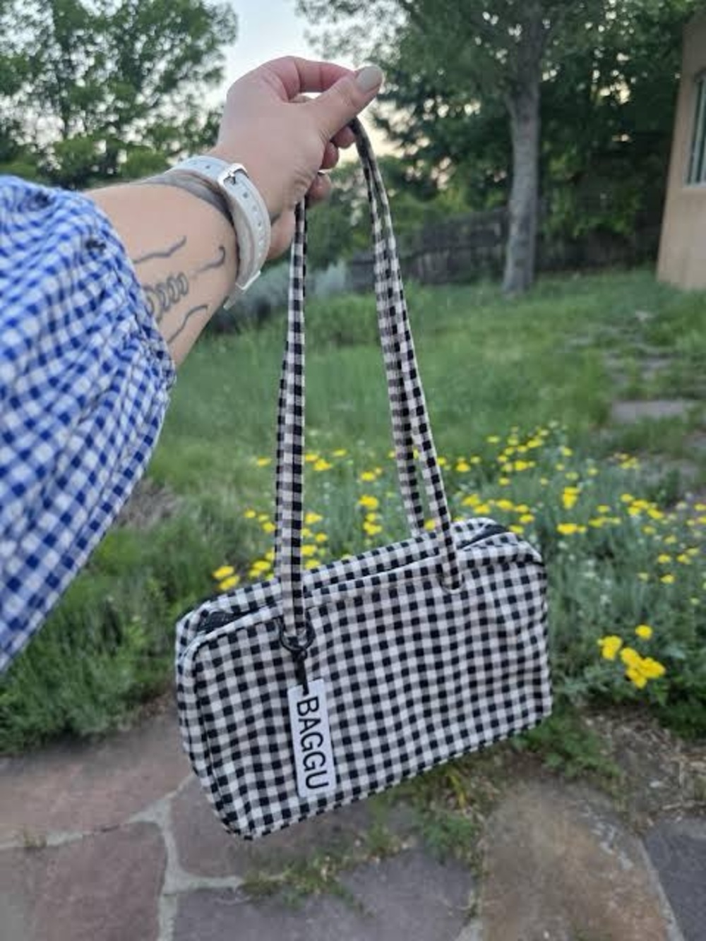 BAGGU Black & White Gingham Shoulder Bag with Long Straps NWT Never Used